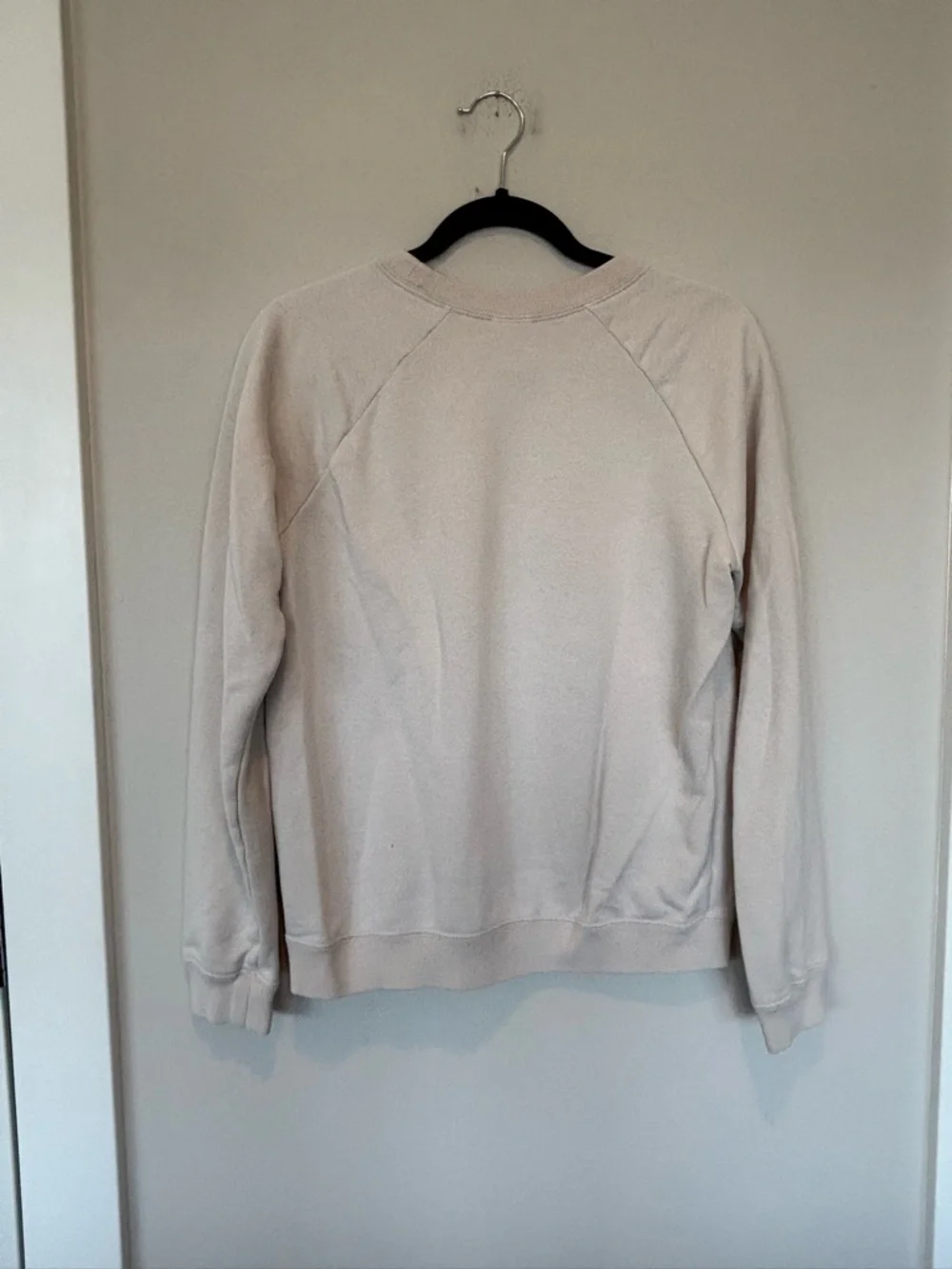Nike Cream Crewneck Sweatshirt with Black Swoosh 179 - Picture 2 of 6